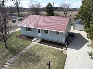 909 1st Ave, Grafton, WI 53024