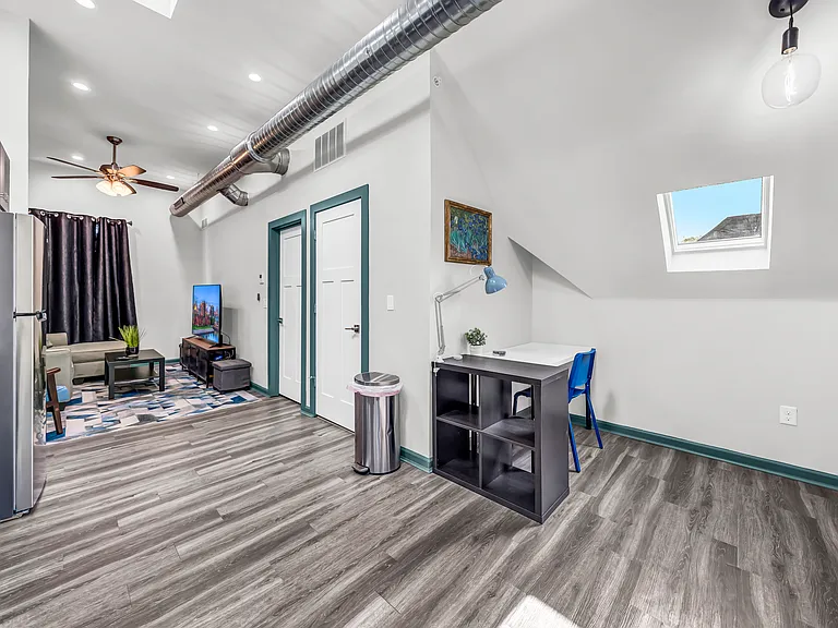 44 E Utica St #3D — Photo 10