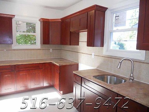 4th image of 18909 Keeseville Ave