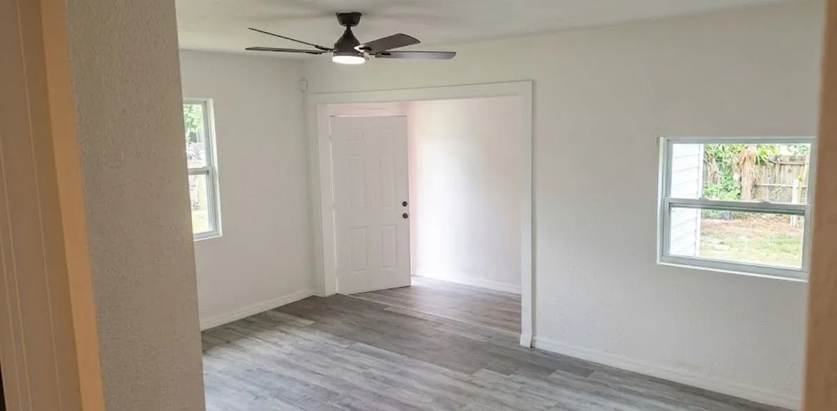 4 bed, 2.0 bath, 1255 sqft, $1,700 — Photo 4