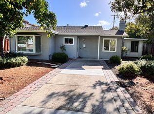 890 Fielding Dr, Palo Alto, CA 94303