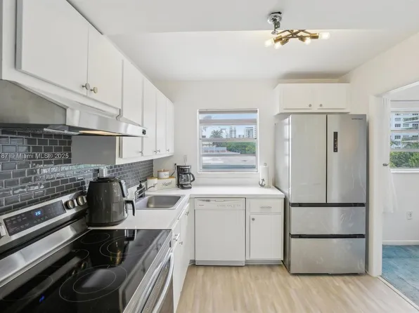 1345 West Ave APT 304, Miami Beach, FL 33139