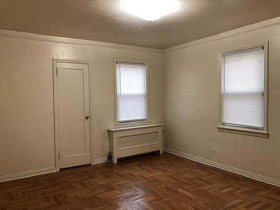2nd image of 8228 255th St