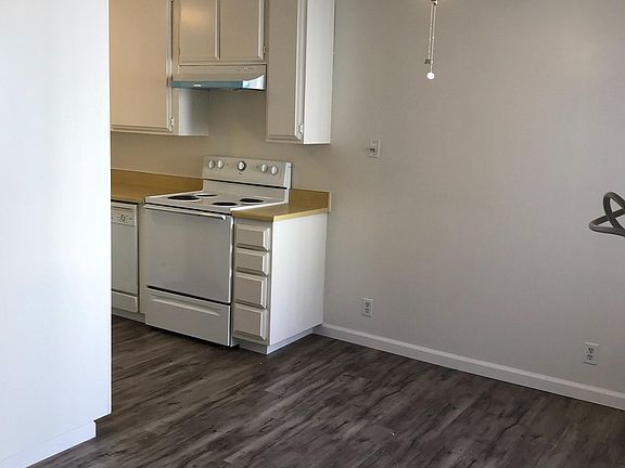 2nd image of 13602 Mar Vista St APT 20
