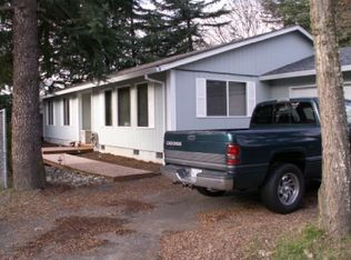 1163 2nd Ave, Gold Hill, OR 97525