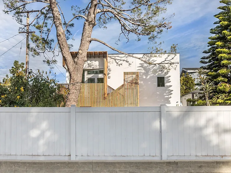 379 Orlena Ave #A — Photo 25