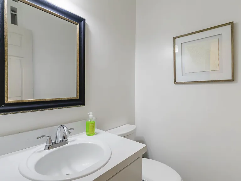 3345 Sharon Cir — Photo 17