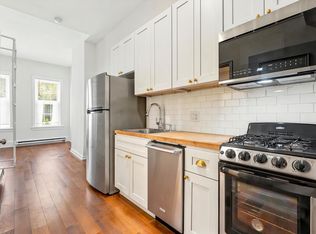 1618 Spruce St #1FF, Philadelphia, PA 19103