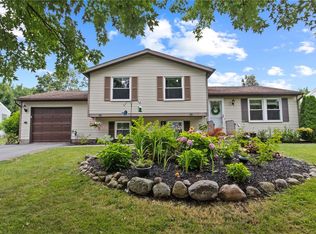 171 Brandy Wine Ter S, Rochester, NY 14623