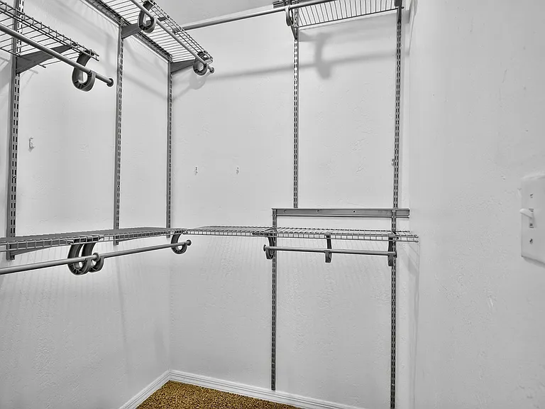 73 Buttonworth Dr #B — Photo 25