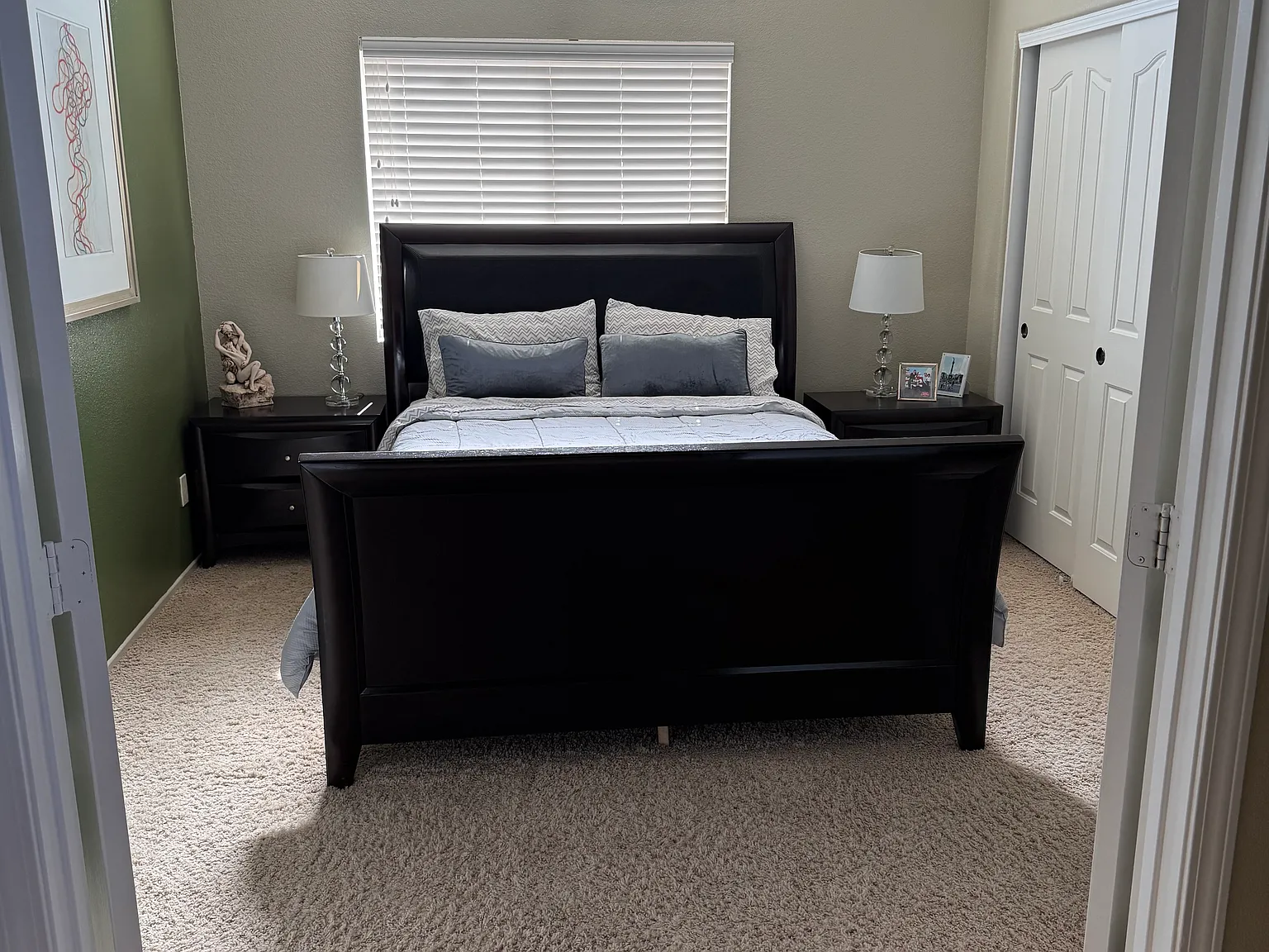 4 bed, 2679 sqft, $2,500 — Photo 3
