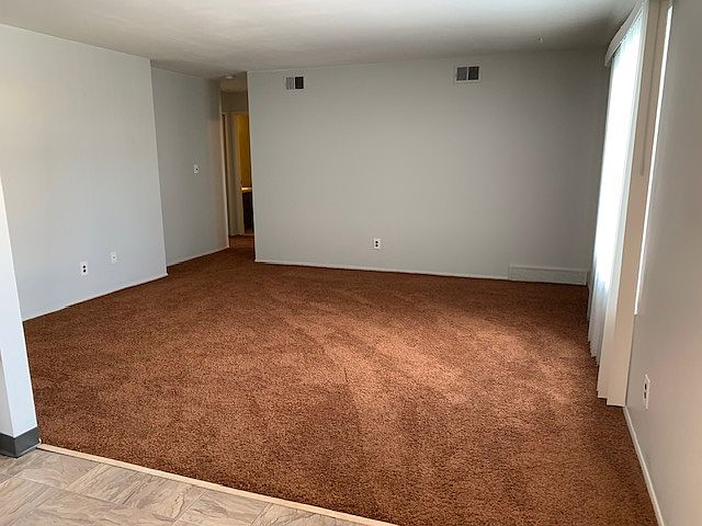 1st image of 17415 Hamilton Ave #6