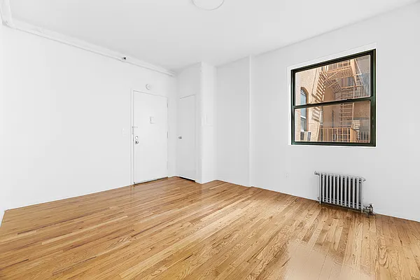 Rented by REAL New York | media 5