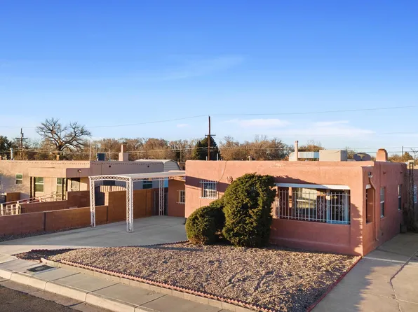 515 Delamar Ave NW, Albuquerque, NM 87107