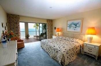 3rd image of 9485 Gulfshore Dr APT 201