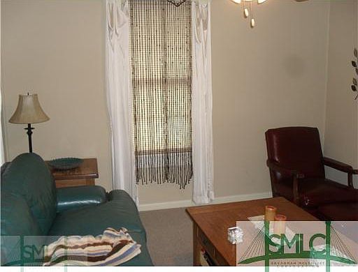 3rd image of 21 Nelson Ave