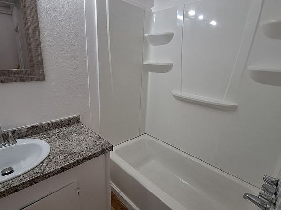 4th image of 61369 Barger Rd #B