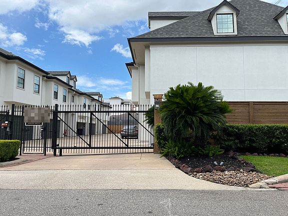 2nd image of 2820 Bering Dr #202