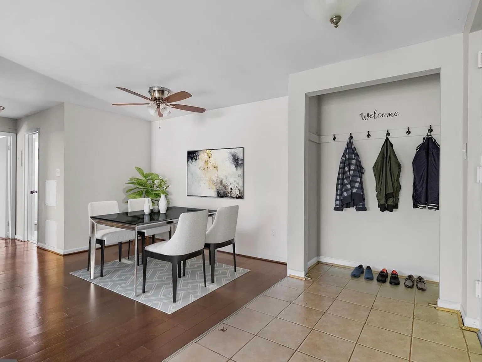 2 bed, 1004 sqft, $2,290 — Photo 3