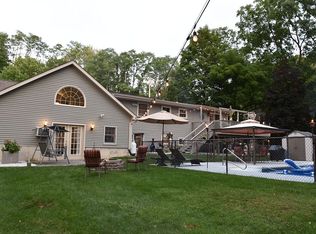 104 Sunfish Ln, Monroe, NY 10950