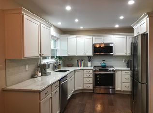 11 Queens Ct #11, West Chester, OH 45069