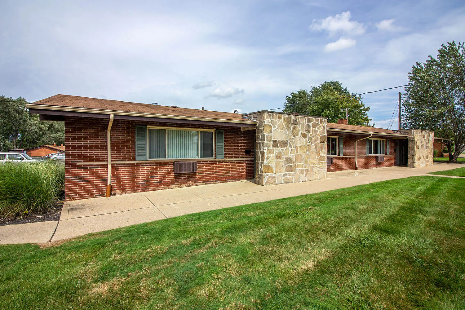 2 bed, $1,175 — Photo 2
