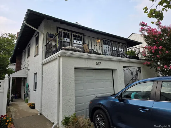 537 E Chester St, Long Beach, NY 11561