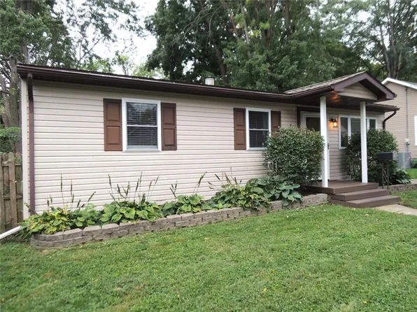 720 E Main St, Greenville, IL 62246