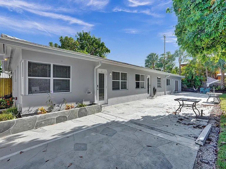 4422 Seagrape Dr #1 — Photo 5