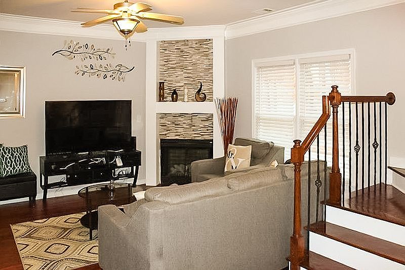 1st image of 5500 Stonewood Ct