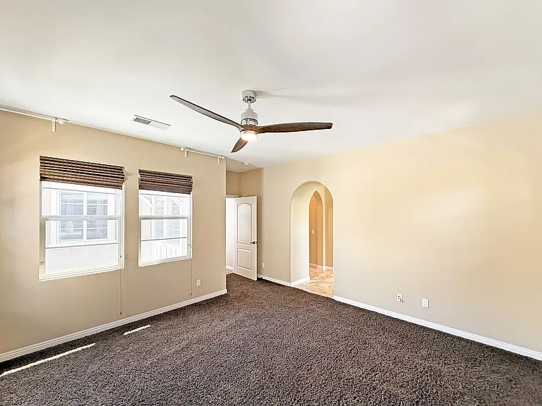 8404 Katherine Claire Ln — Photo 16