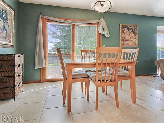 5th image of 9 Prenzler Dr