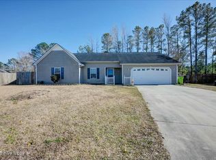 1100 Litewood Ct, Havelock, NC 28532