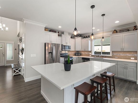 5th image of 22808 72nd Street E