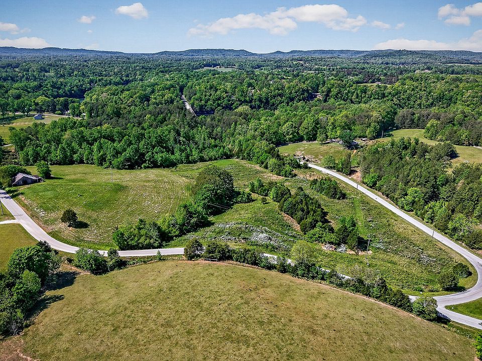1st image of 305 Caney Bend Rd