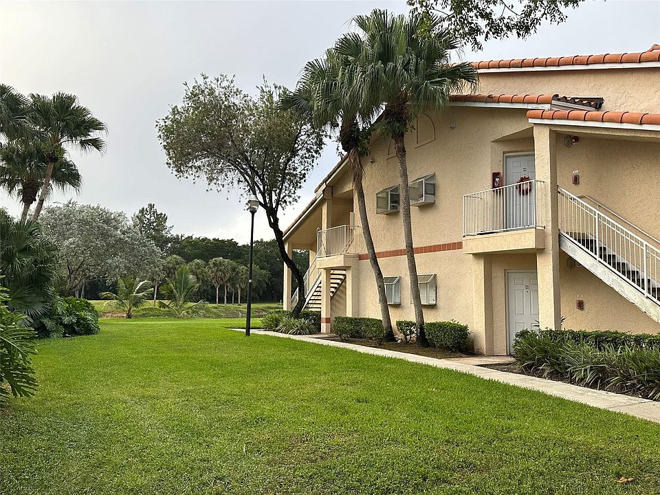 1st image of 3310 N Pinewalk Drive #1811