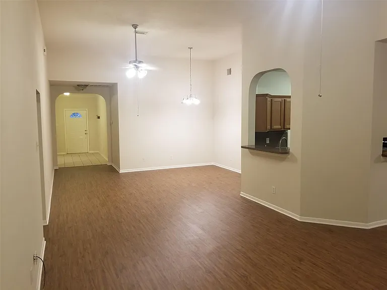 2406 Hawks Rd — Photo 3