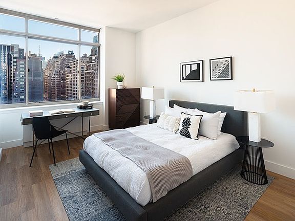 4th image of 200 W 26th St APT 17I