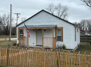 607 N Locust Street, Buffalo, MO 65622