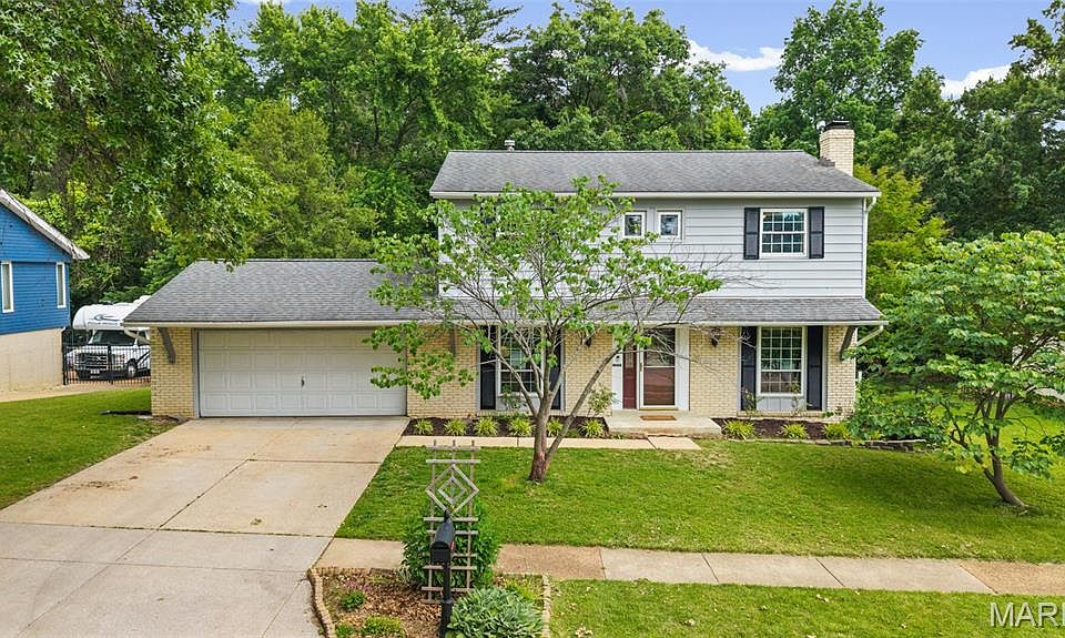 1st image of 4756 Laketon Ct