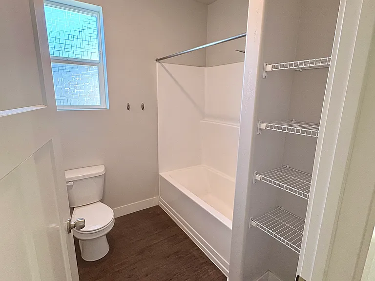 1994 N 3330 W — Photo 5