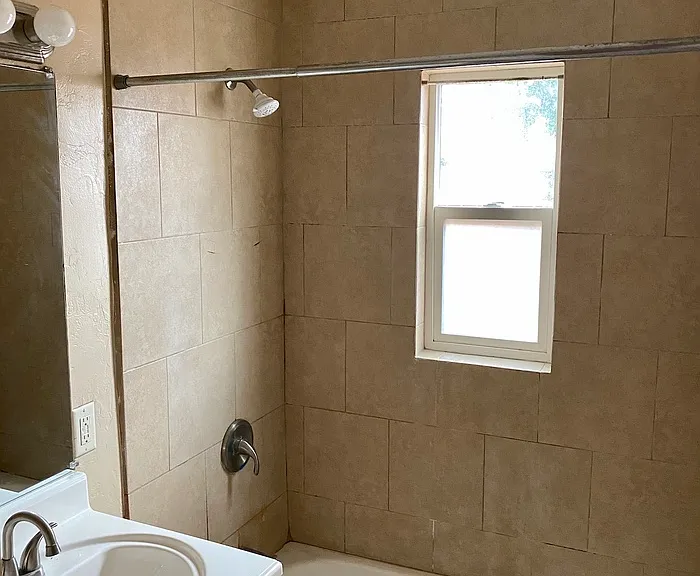 2233 N Columbus Blvd #1 — Photo 8