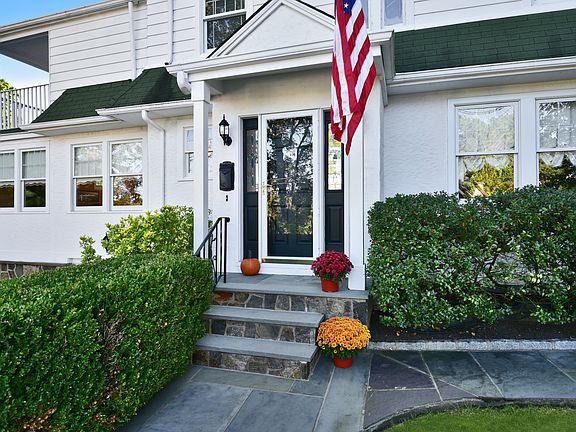 3rd image of 5 Judson Ave