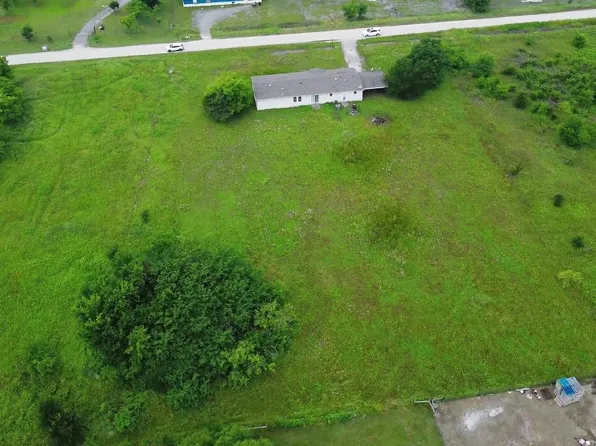 6063 Armadillo Dr, Kemp, TX 75143