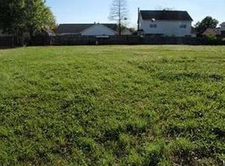 2 Crepe Myrtle Ln, Saint Rose, LA 70087