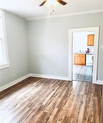 4th image of 1834 Aubry St