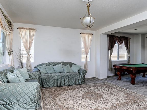 4th image of 15654 Sack Junior Ln