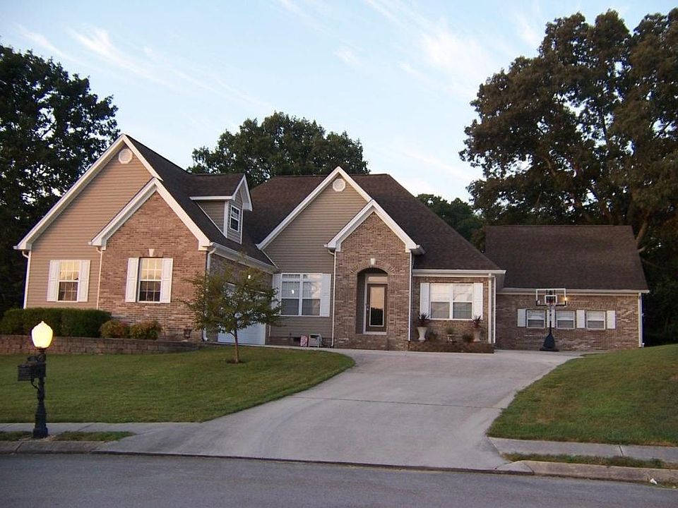 1st image of 9795 Berry Meadow Way