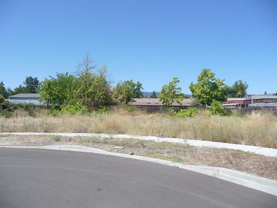 2nd image of 2638 Wyatt Dr