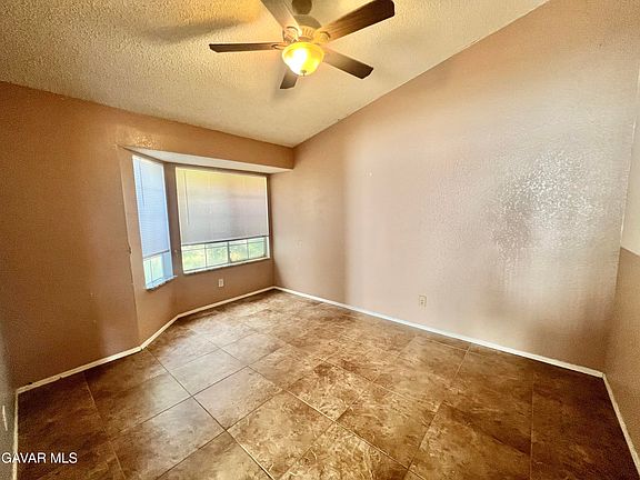 3rd image of 2160 Candice Ave